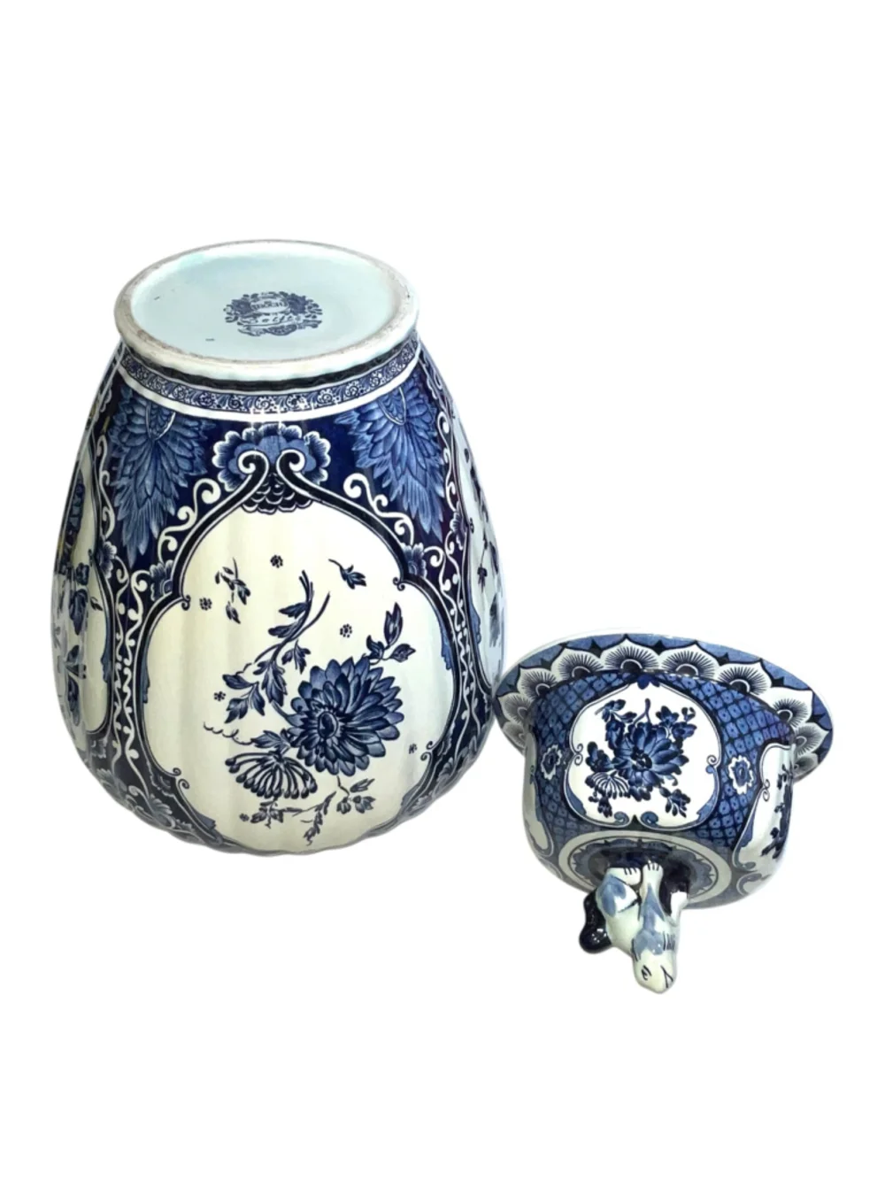 Royal Boch beautiful vintage